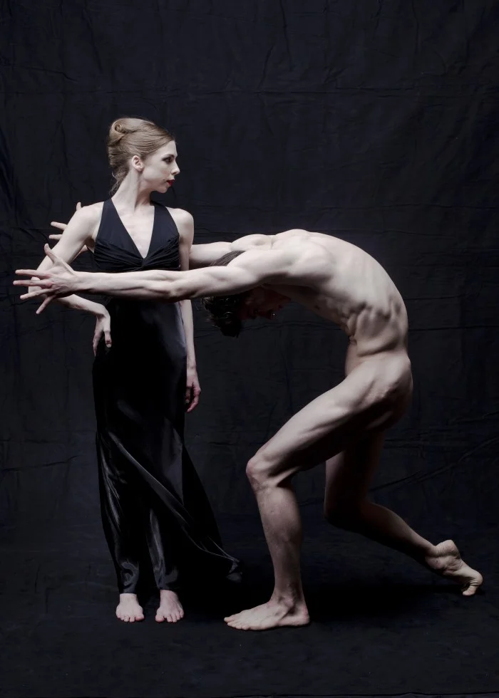 theballetblog:

Bridgett Zehr and Brendan Saye, National Ballet of Canada Photograph by Aleksandar Antonijevic
