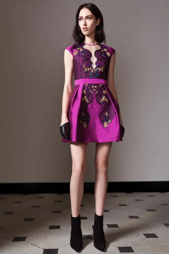 womensweardaily:


Temperley London Pre-Fall 2014
Courtesy Photo
Alice Temperley focused on separates that are meant to be layered, in addition to the romantic-with-an-edge dresses for which she is known.  For More