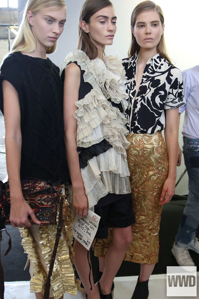 womensweardaily:


Backstage at Dries Van Noten Spring 2014
Photo by Delphine Achard