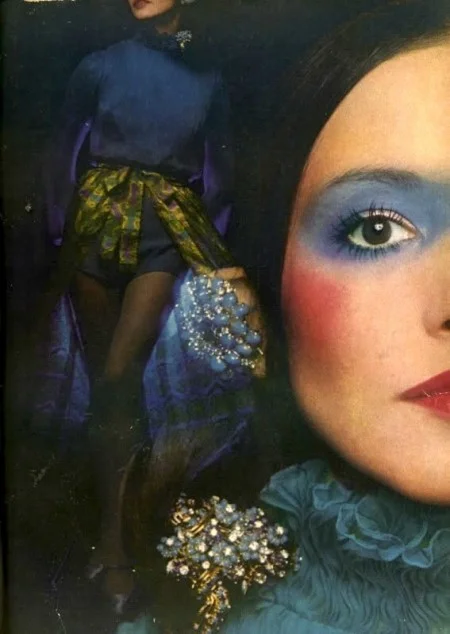 hollyhocksandtulips:

Photo by Barry Lategan for Vogue, UK, 1971