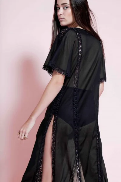 61212-b-399x600.jpg