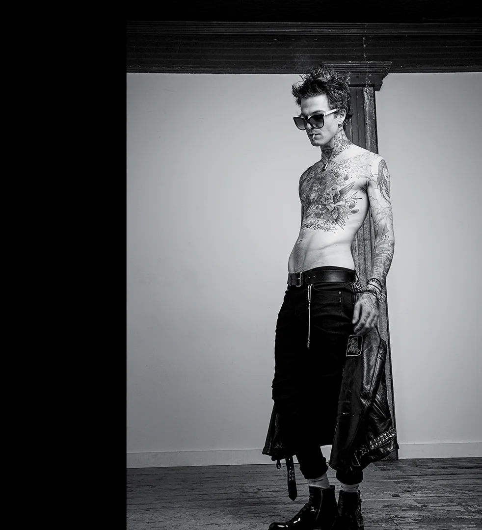 Ampersand - Jesse Rutherford - Jessie English - Page_021.jpg