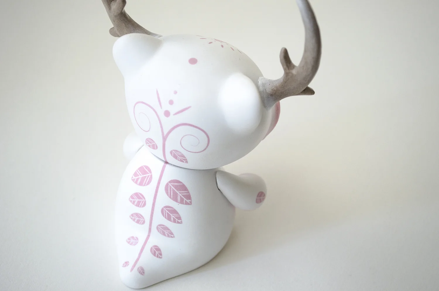 tomodachiisland_kidrobot_rooz.jpg