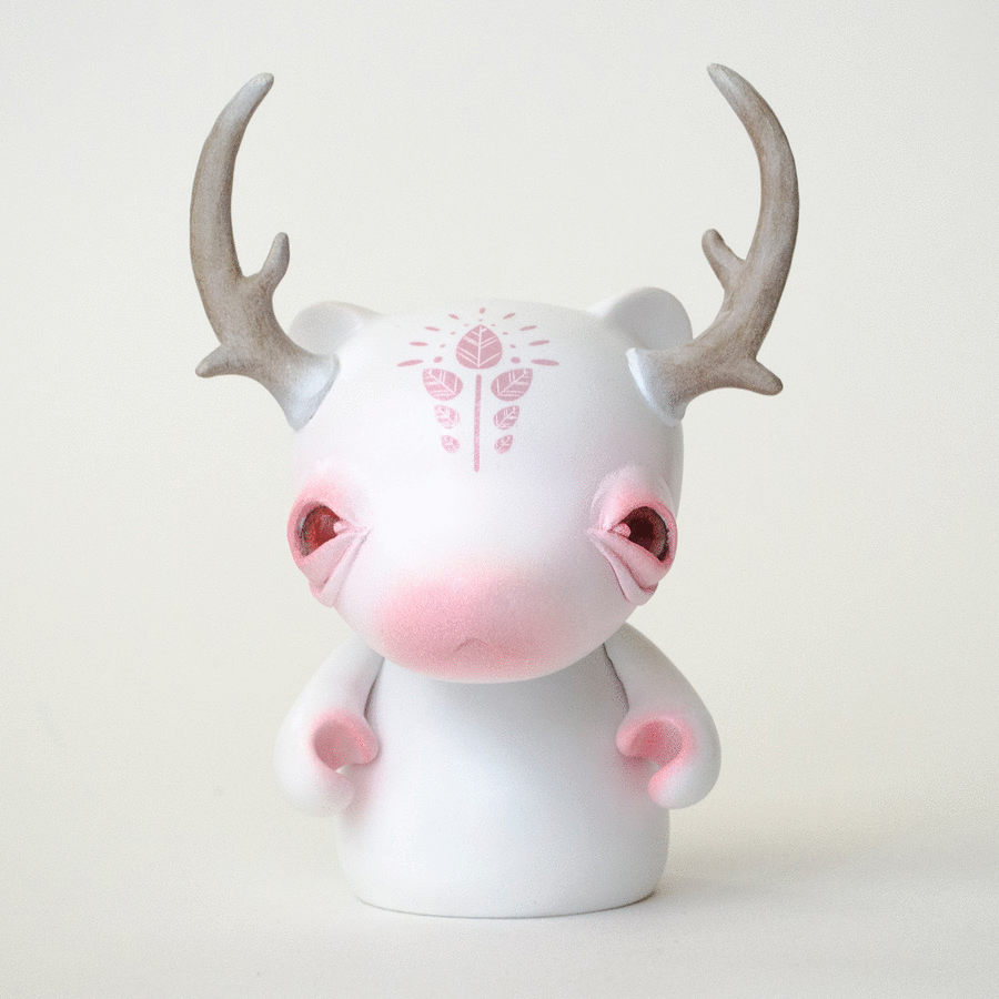 tomodachiisland_kidrobot_rooz.gif