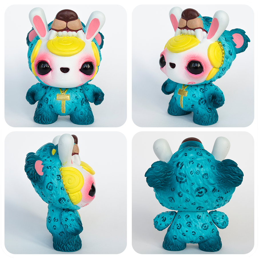 tomodachiisland_kidrobot_dunny_custom_mishka.jpg