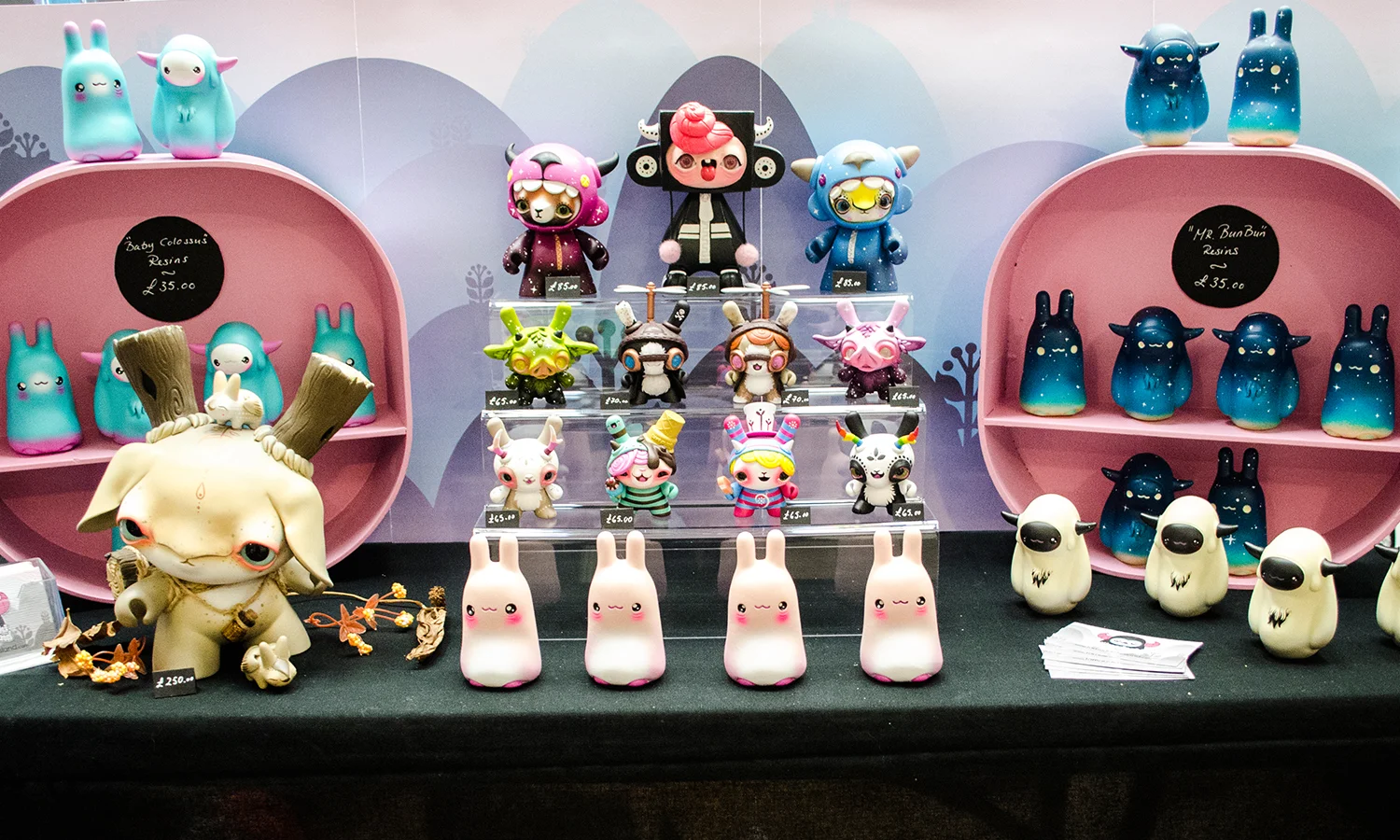 toyconuk_2016_tomodachiisland_table.jpg