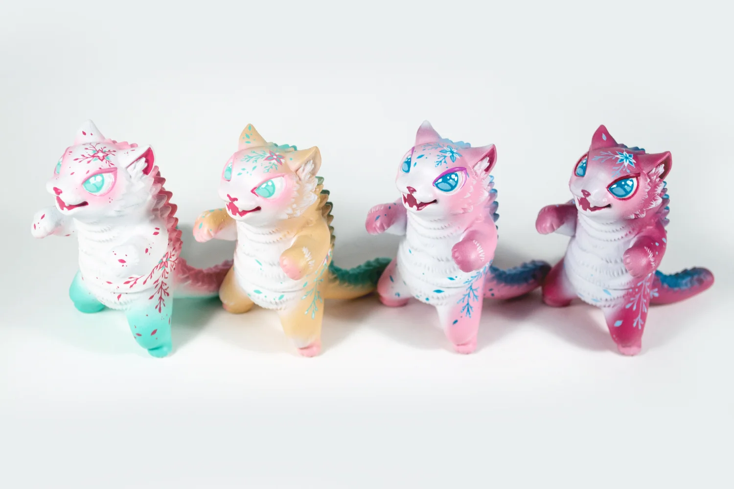 custom_negora_sofubi_art_toy_tomodachi_island_mark_nagata_max_toy_company.jpg