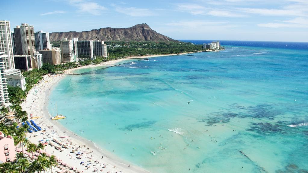 Waikiki Beach - But where is my vacation?