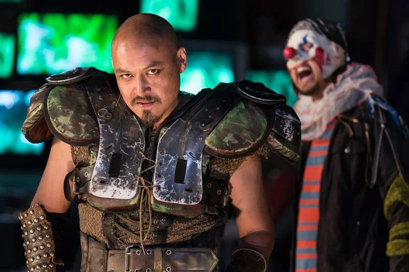 Kinan Valdez as El Bravo and Robert Milz as Locos R Us. Photo by Jim Carmody.