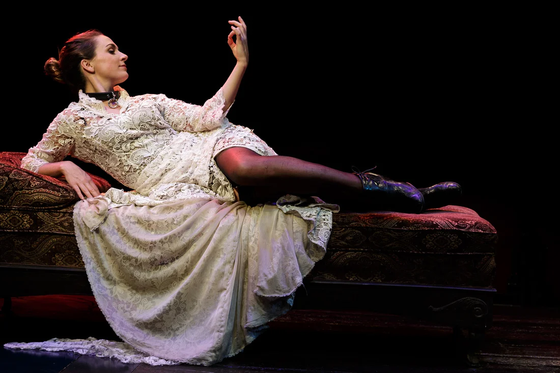 Caroline Kinsolving as Vanda - photo by Daren Scott