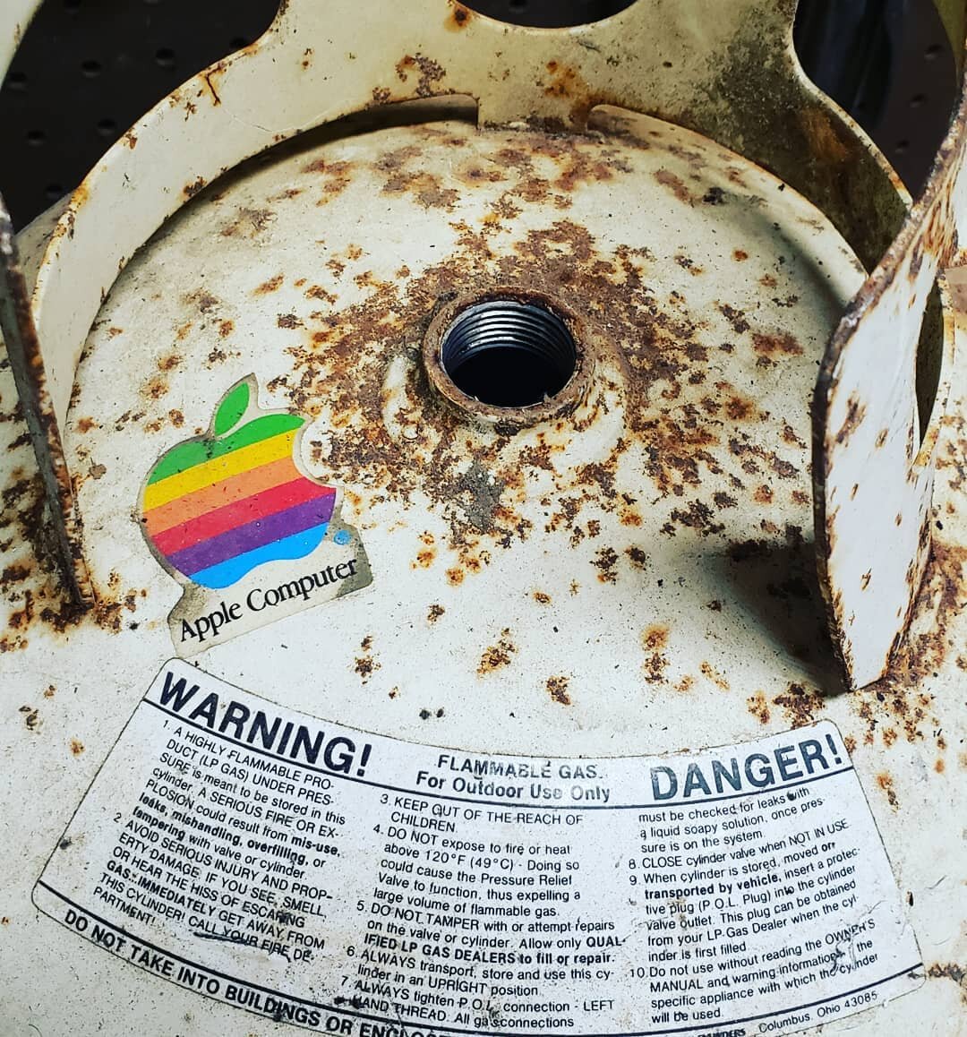 Working with repurpose materials, I run across strange things sometimes. How about this vintage Apple sticker? Who wants the I-drum?!
#takeitasitcomes #apple #mac #stevejobs #steeltonguedrum #creativity