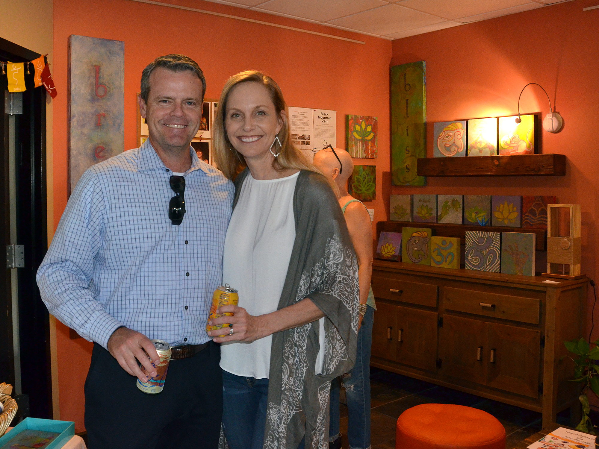 2018-PAINTING_harumi-reception_chris_abbie-chap.jpg