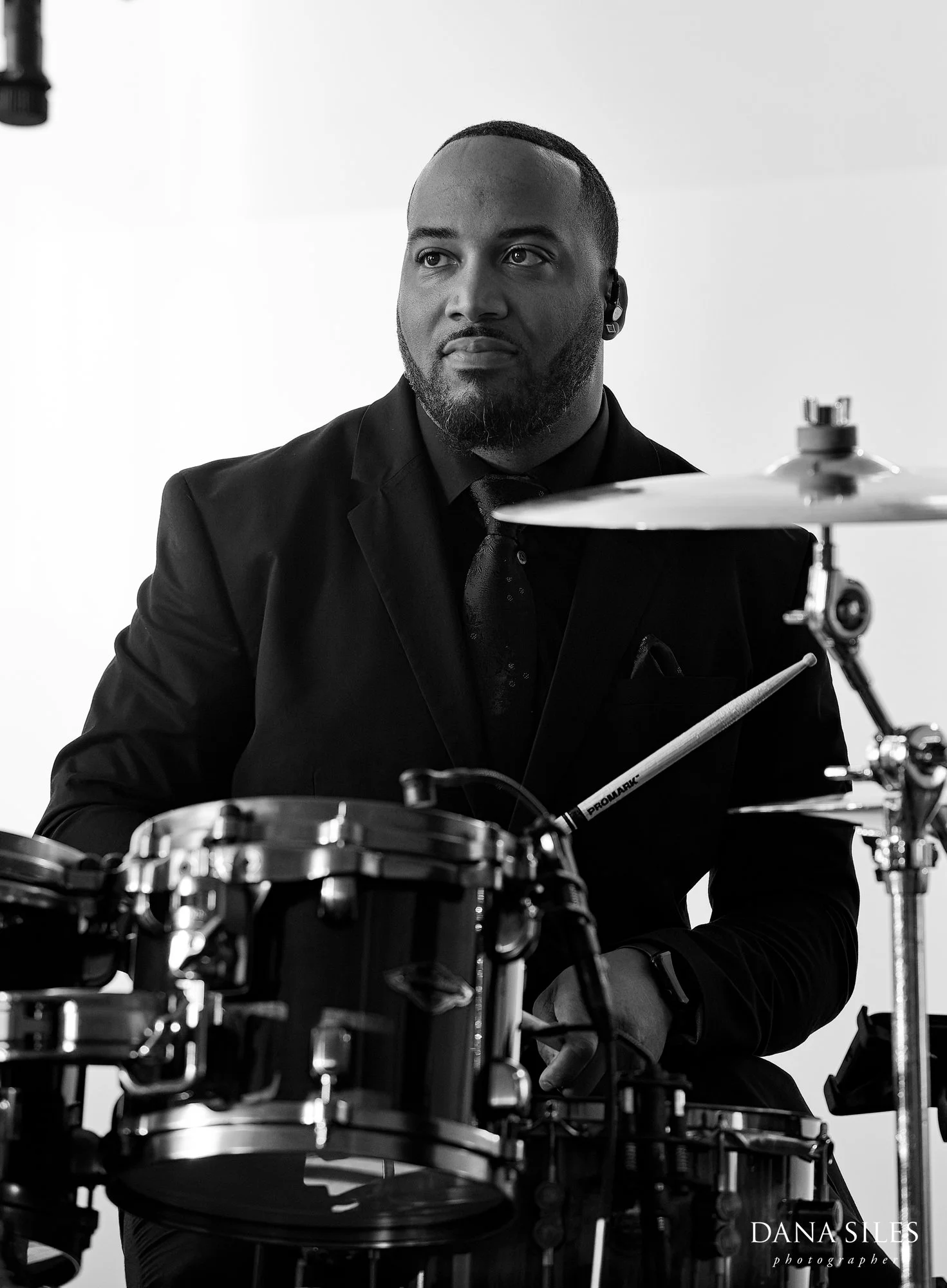 Hank-Agency-MBT-MUSIC-EXPERIENCE