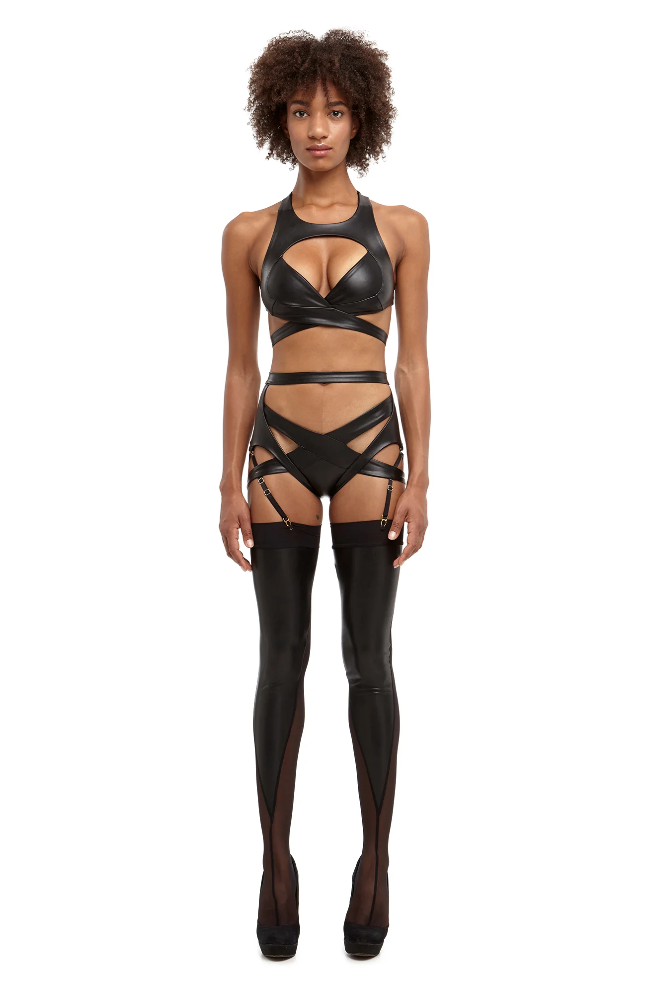 Maya_Bra_Thong_Suspender-Belt_Stockings_vegan-leather-fr_web.jpg