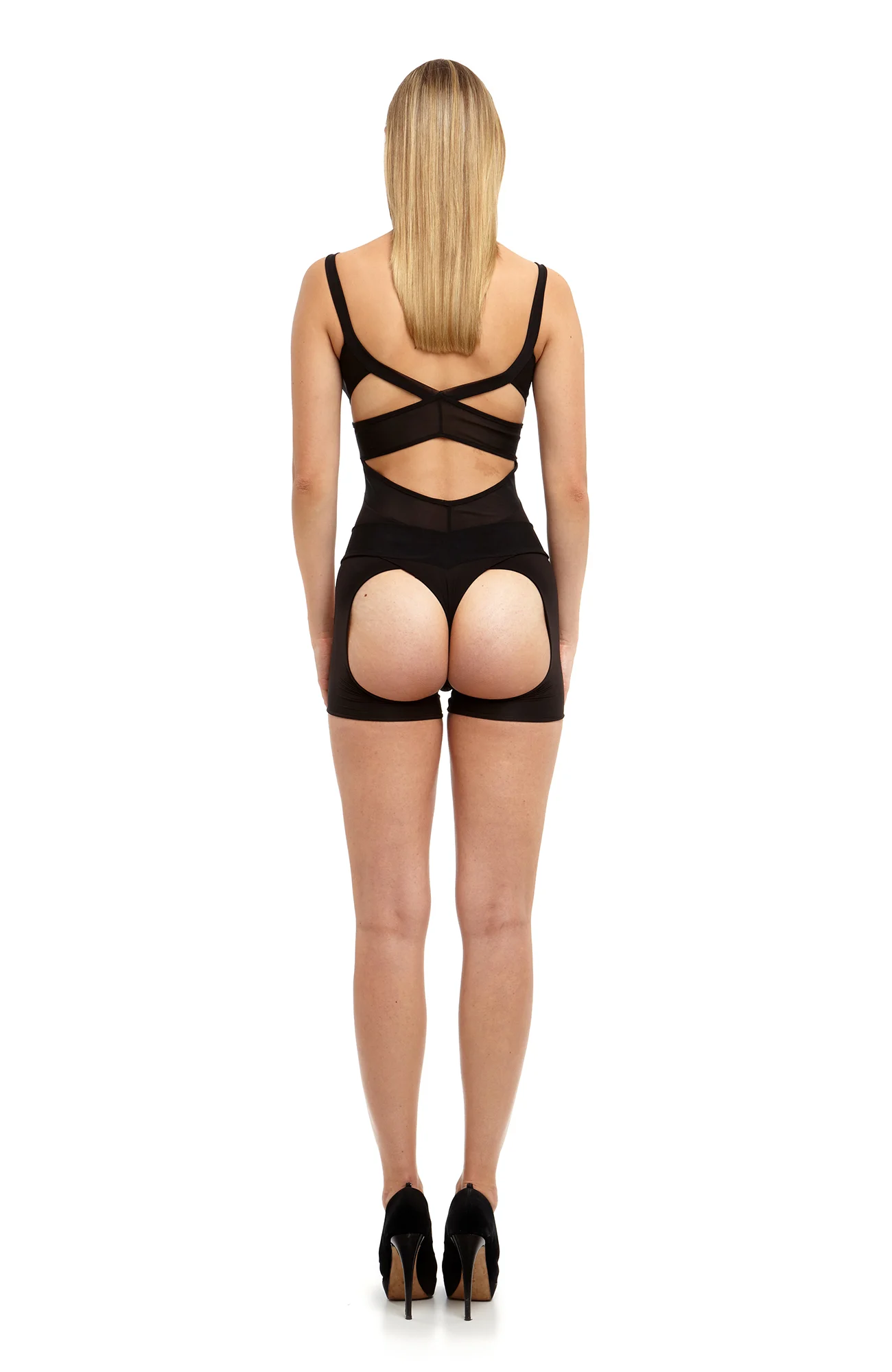 Form_Suspender_Tank-bk_web.jpg