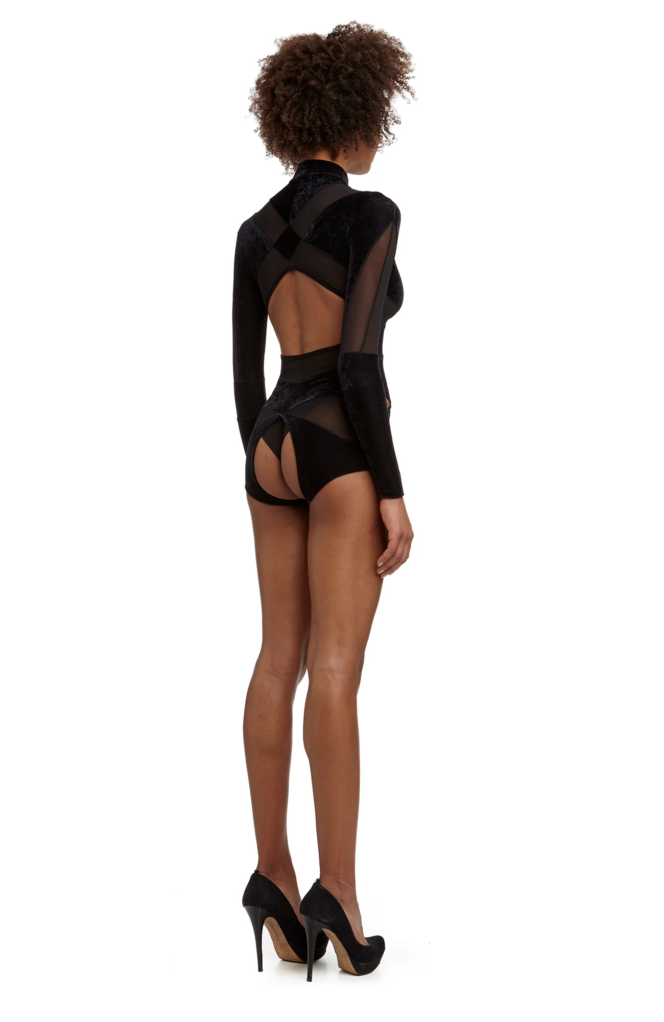Jung_Longsleeve_Body_velvet-3bk_web.jpg