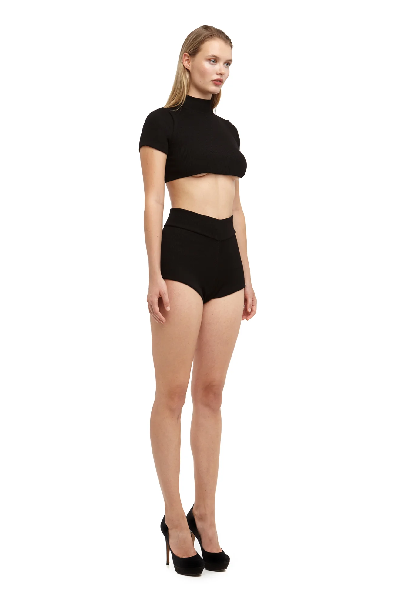 Chiron_Crop_Shorts-3fr_web.jpg
