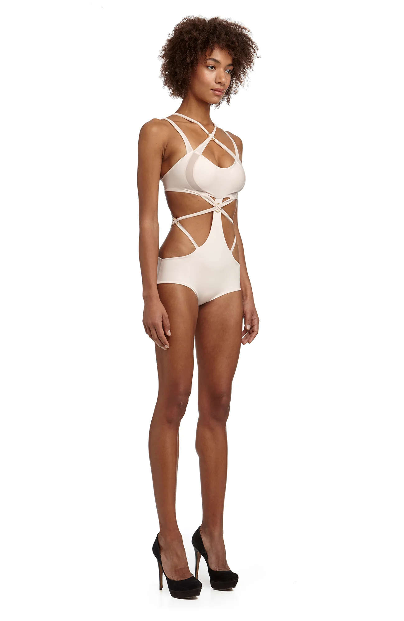 Omega_Body_powder-3fr_web.jpg