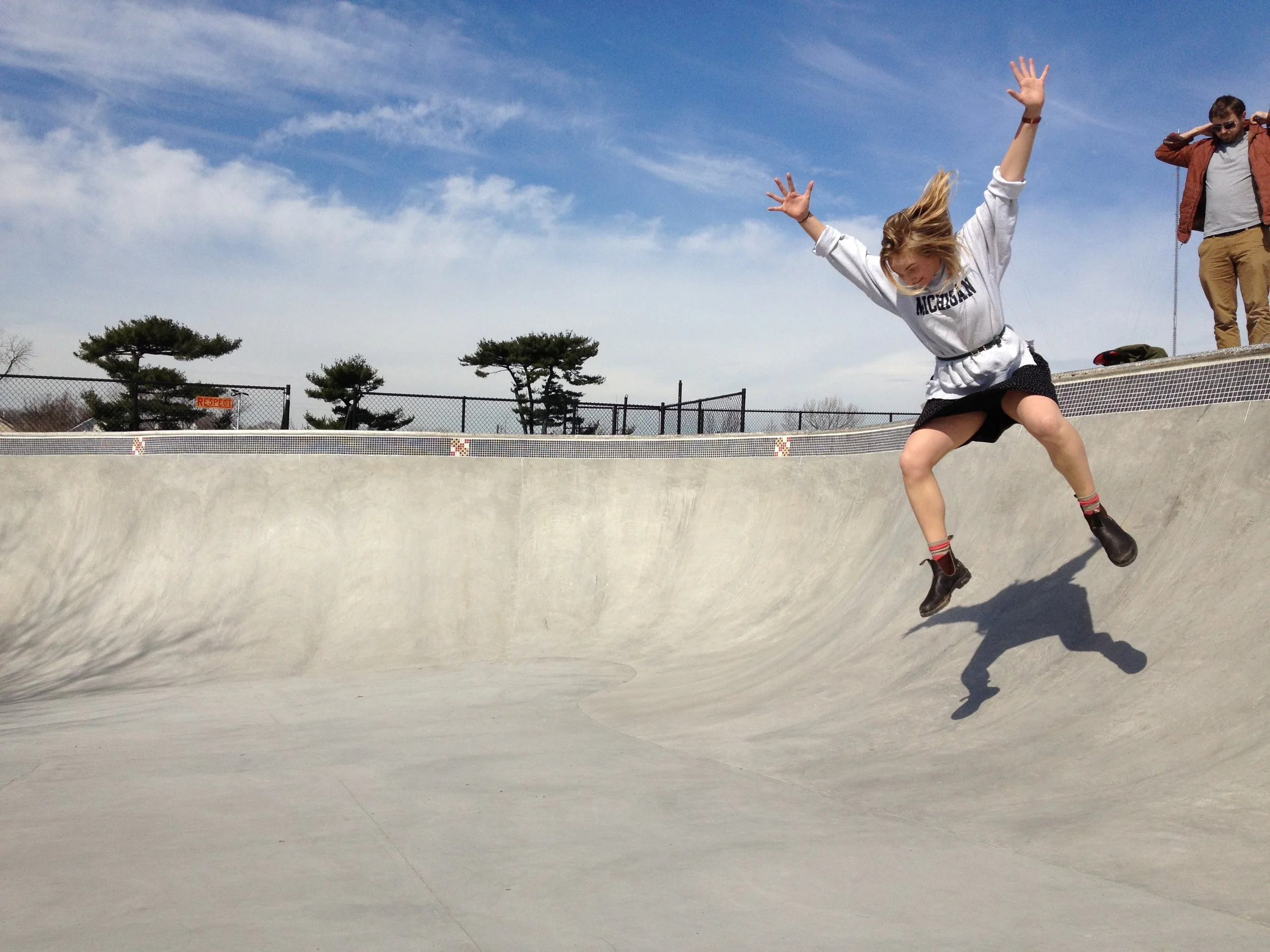  Maryls Yvonne acclimating to the skatepark  