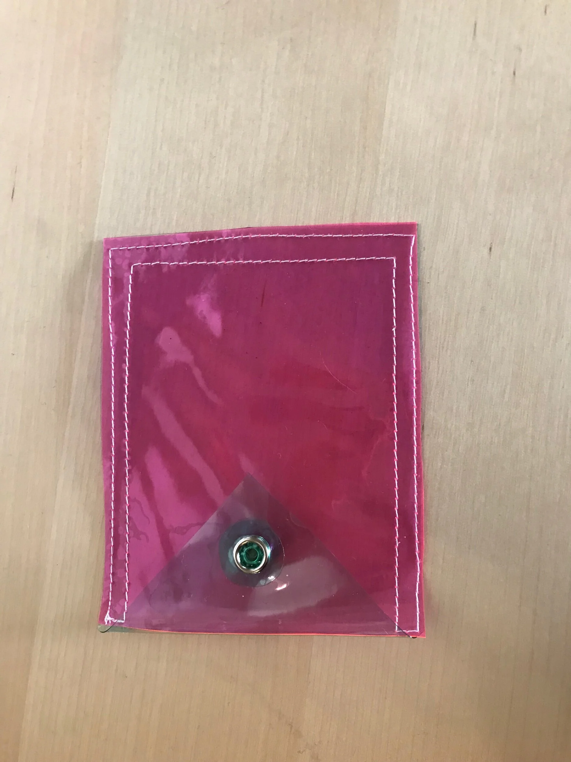 7F454493-0C5B-4A32-A913-41873011F4A9