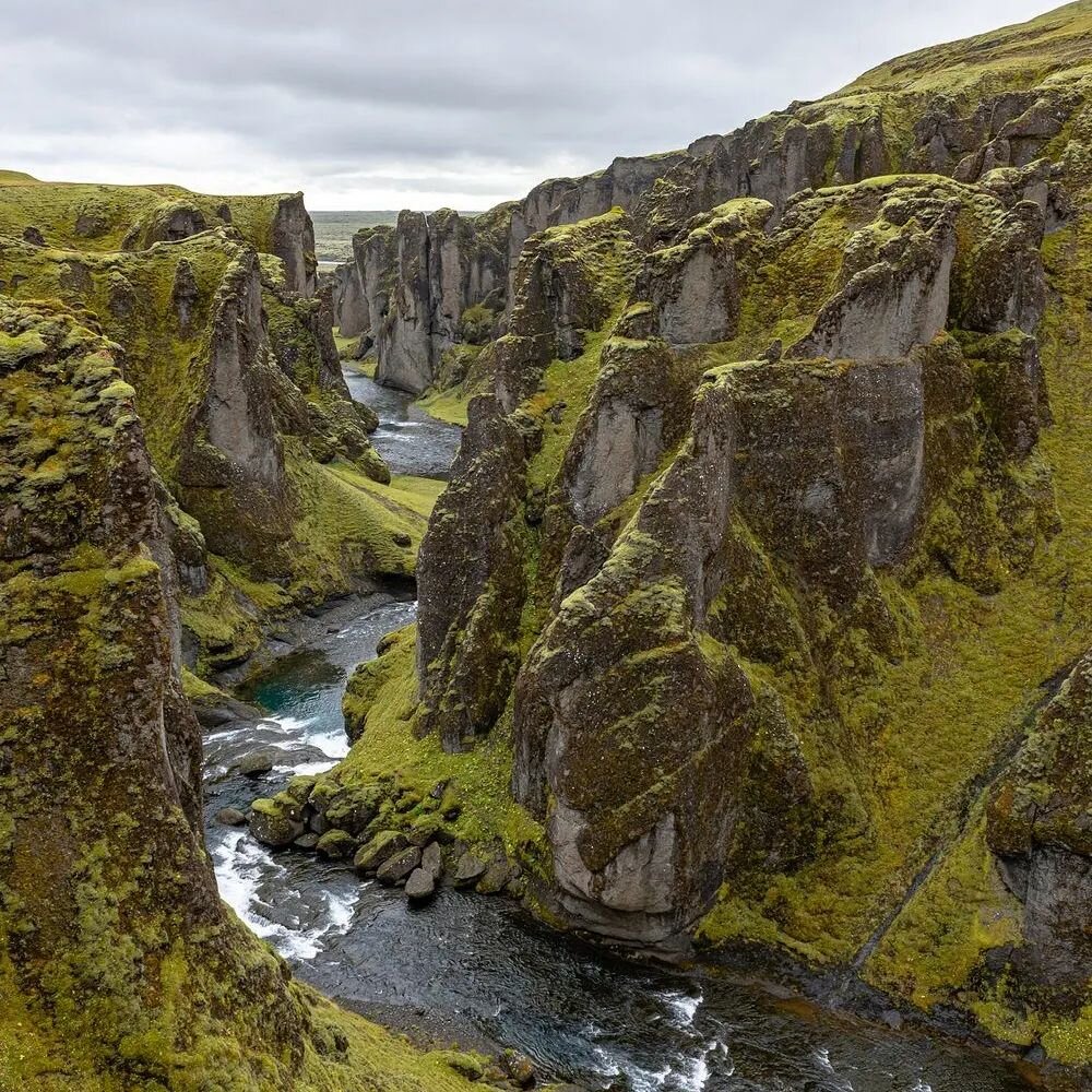 A glacial river winding through mossy cliffs. The moss was just so beautiful.

#landscape_lovers
#landscapephotography #iceland #travelphotography #nikon #landscapes  #icelandicsheep #nature #naturephotography #landscapephotographer #icelandroadtrip 