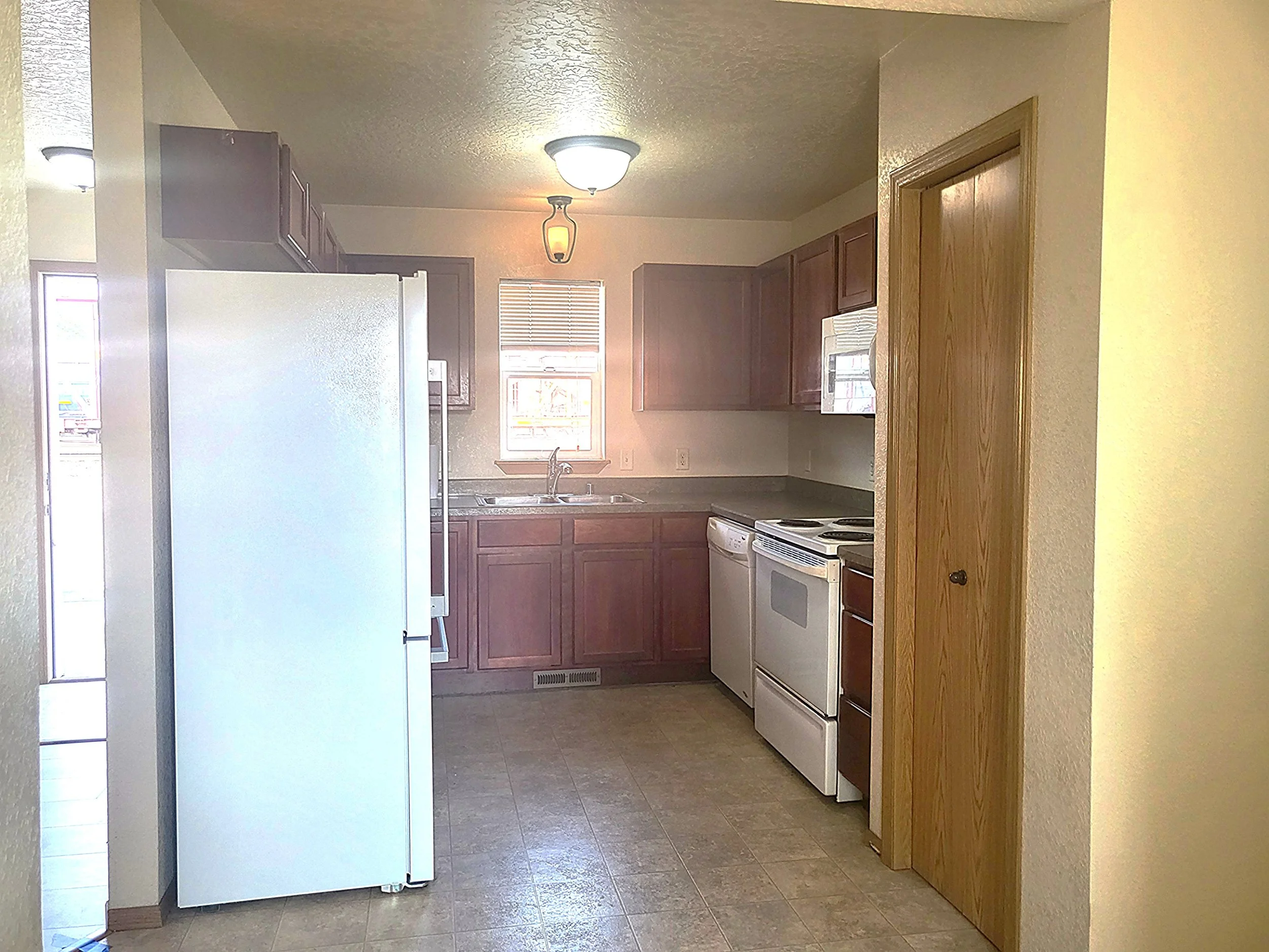 Kitchen Edited 2026 RR.JPG