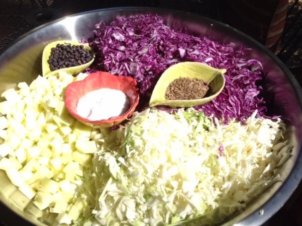 Apple & Juniper Berry Kraut.jpg
