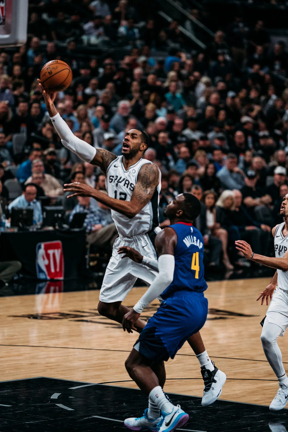 20190418-Spurs-Nuggets-AdrianGarcia-SSE_AA90687.jpg