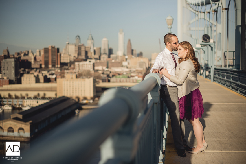 Benjamin_Franklin_Bridge_Engagement-5.jpg