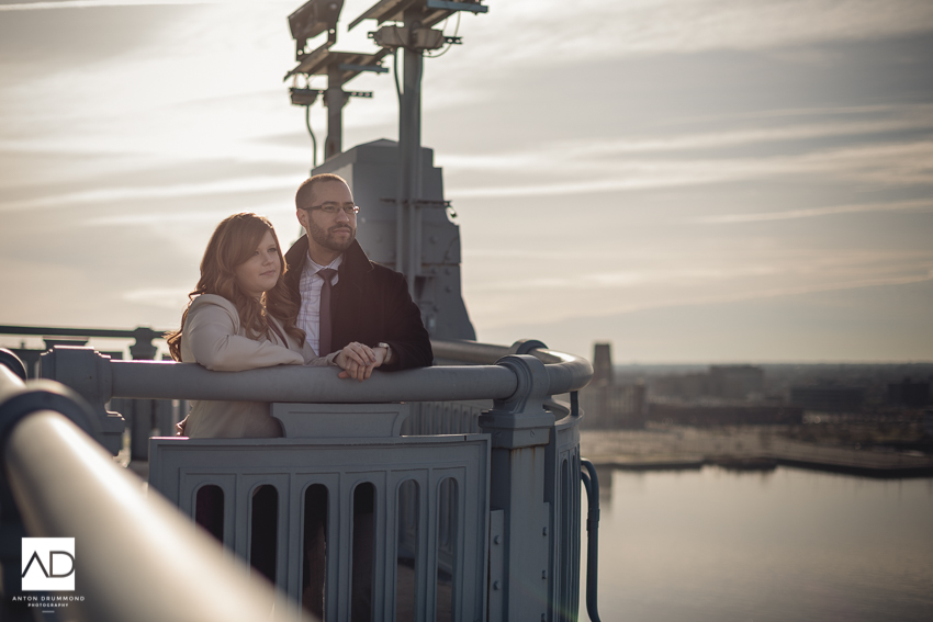 Benjamin_Franklin_Bridge_Engagement-9.jpg