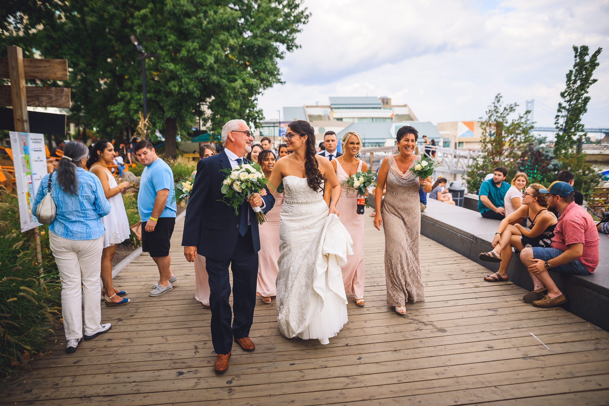 Moshulu-Wedding-Photographer-0022.jpg