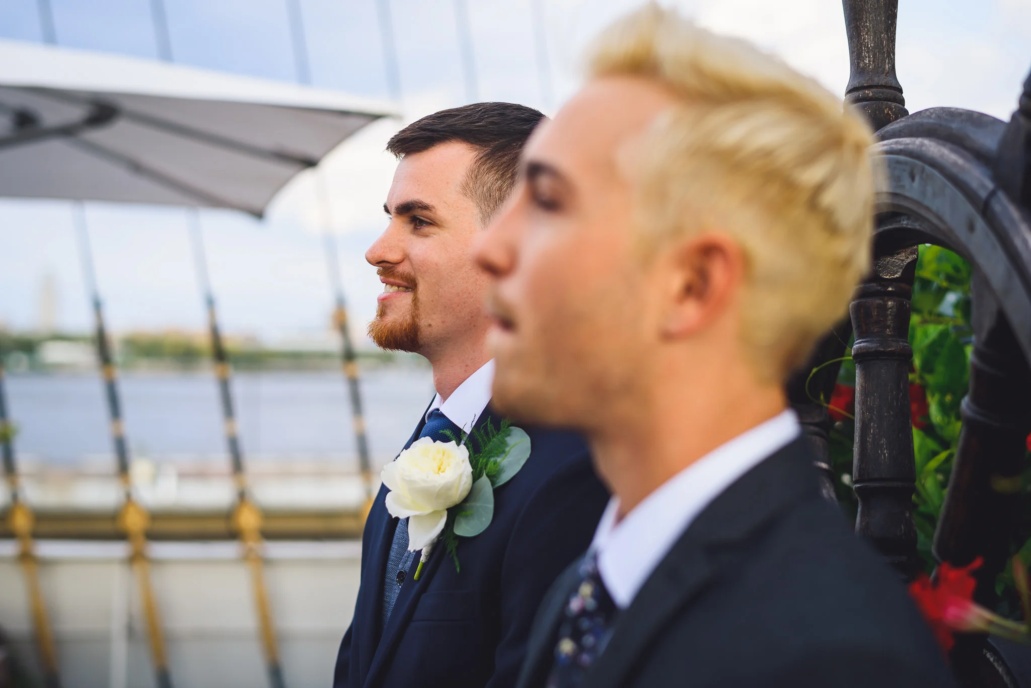 Moshulu-Wedding-Photographer-0027.jpg