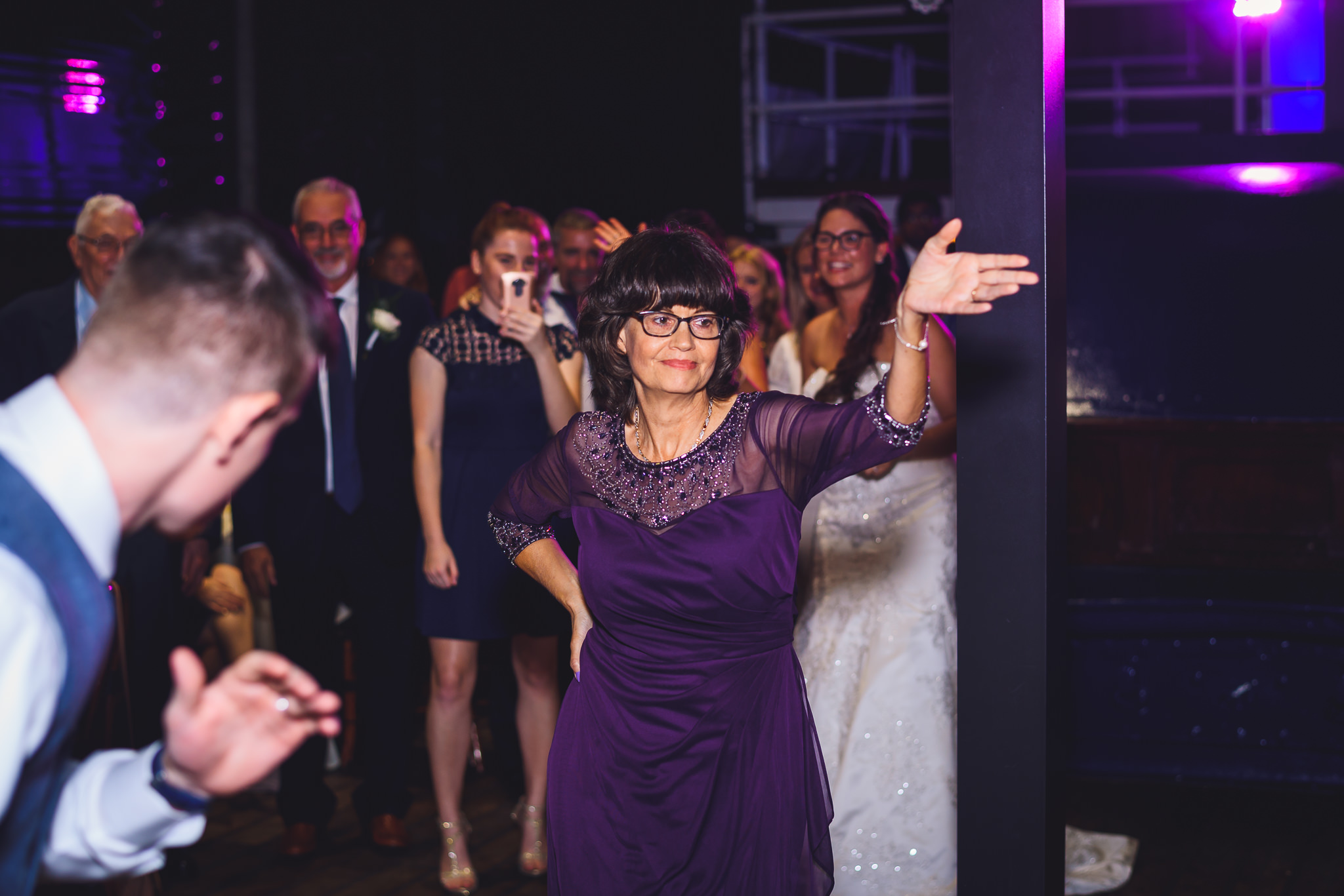 Moshulu-Wedding-Photographer-0057.jpg