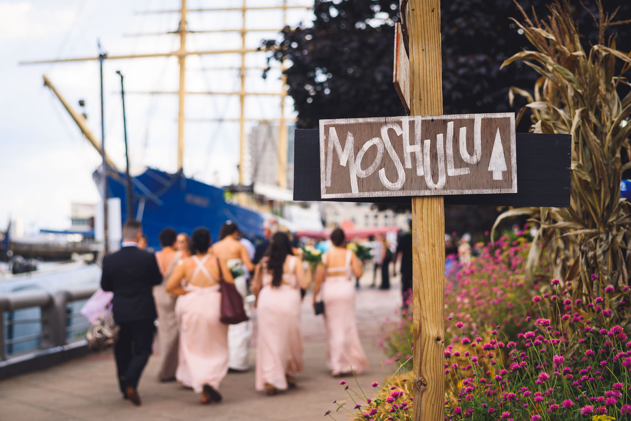 Moshulu-Wedding-Photographer-0023.jpg