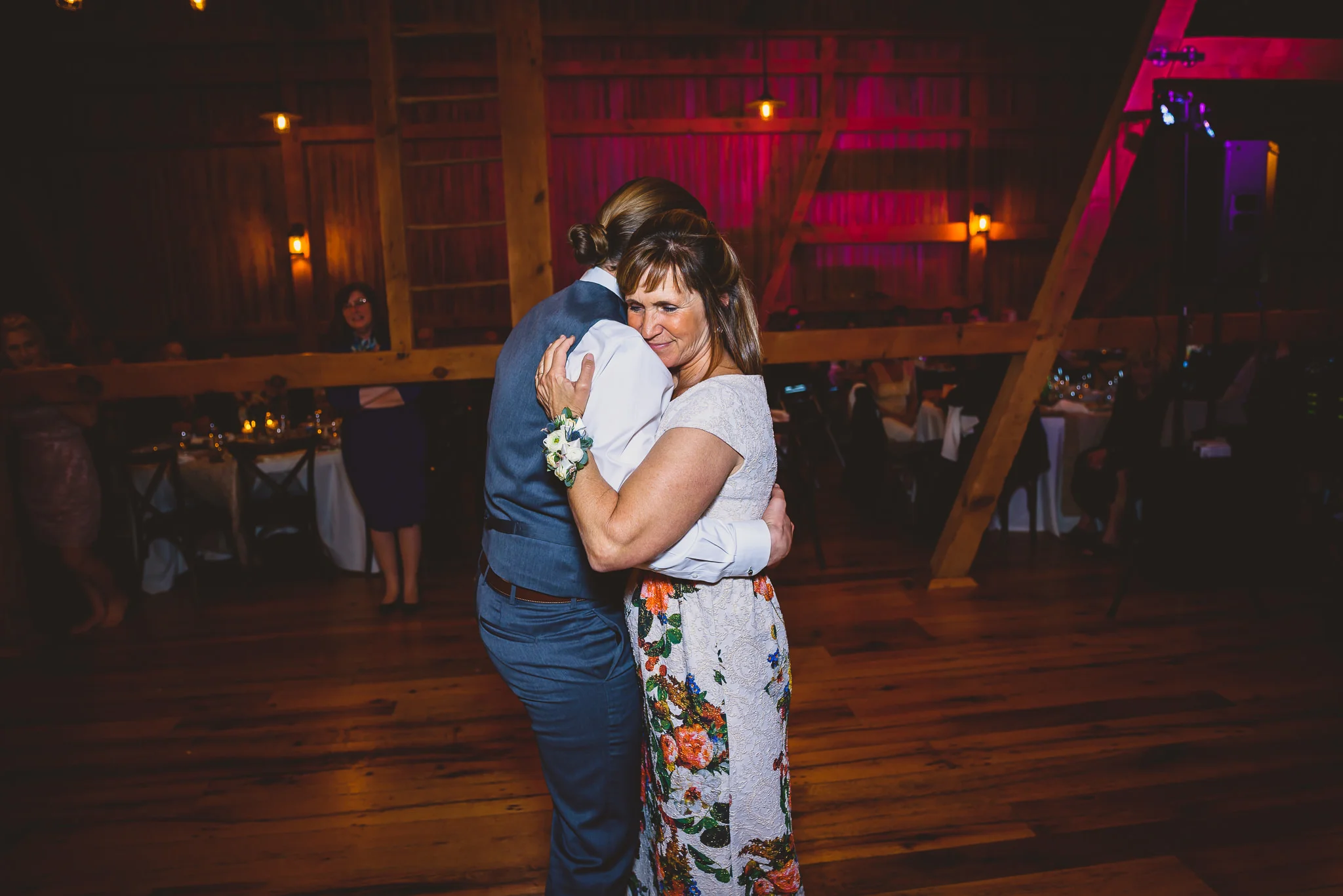 Philadelphia-Wedding-Photographer-0035.jpg