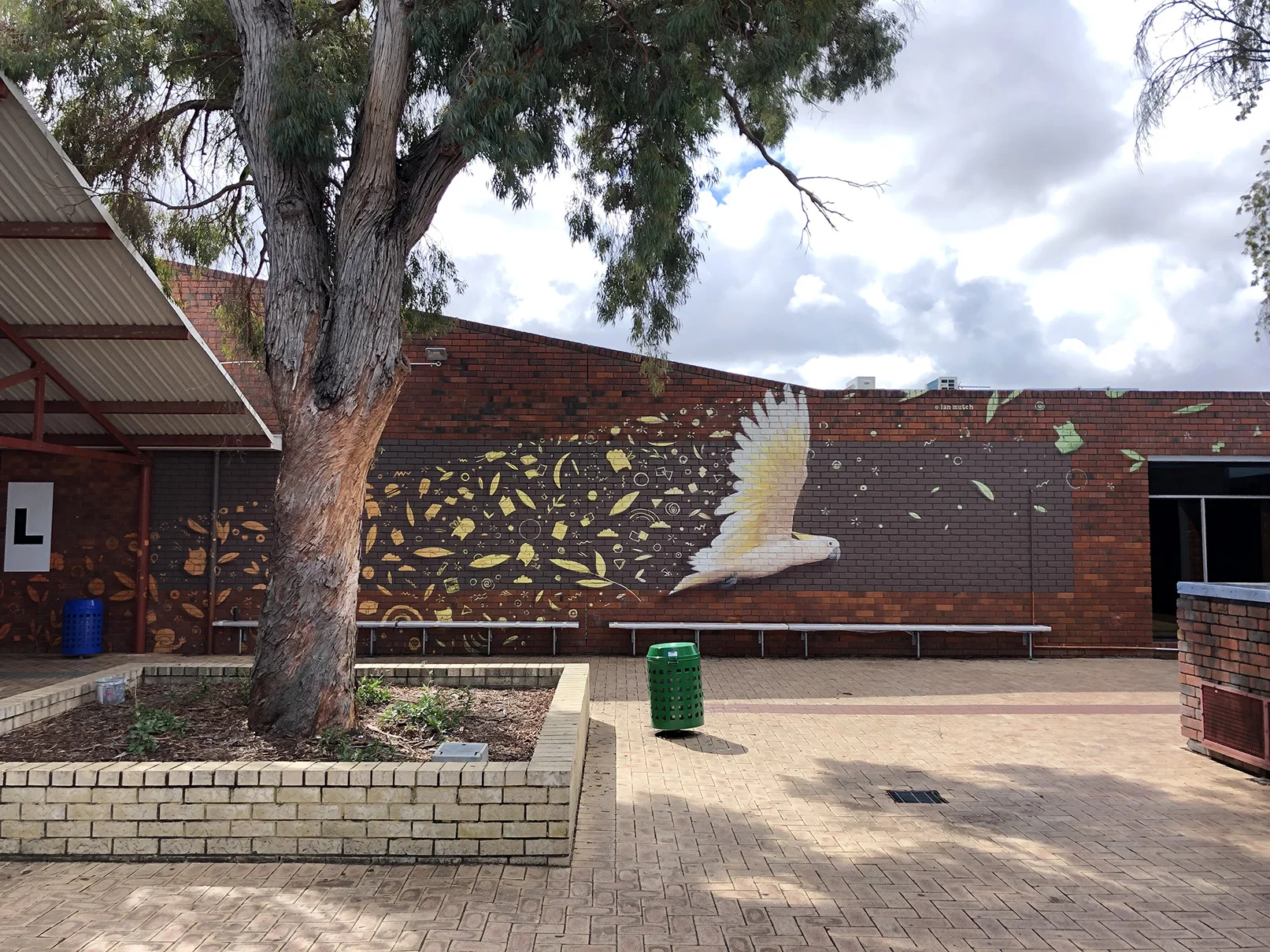 IanMutch-mural-full.jpg