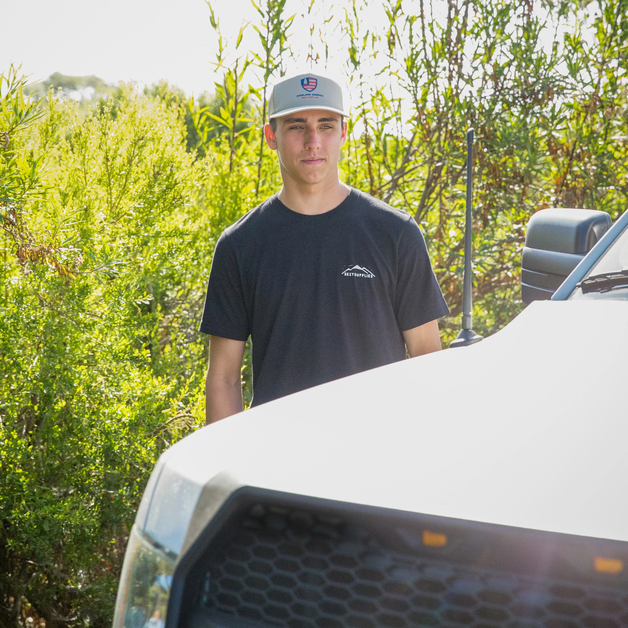 EEZY_UNION_TRUCKER_LIFESTYLE_GRID_01.jpg