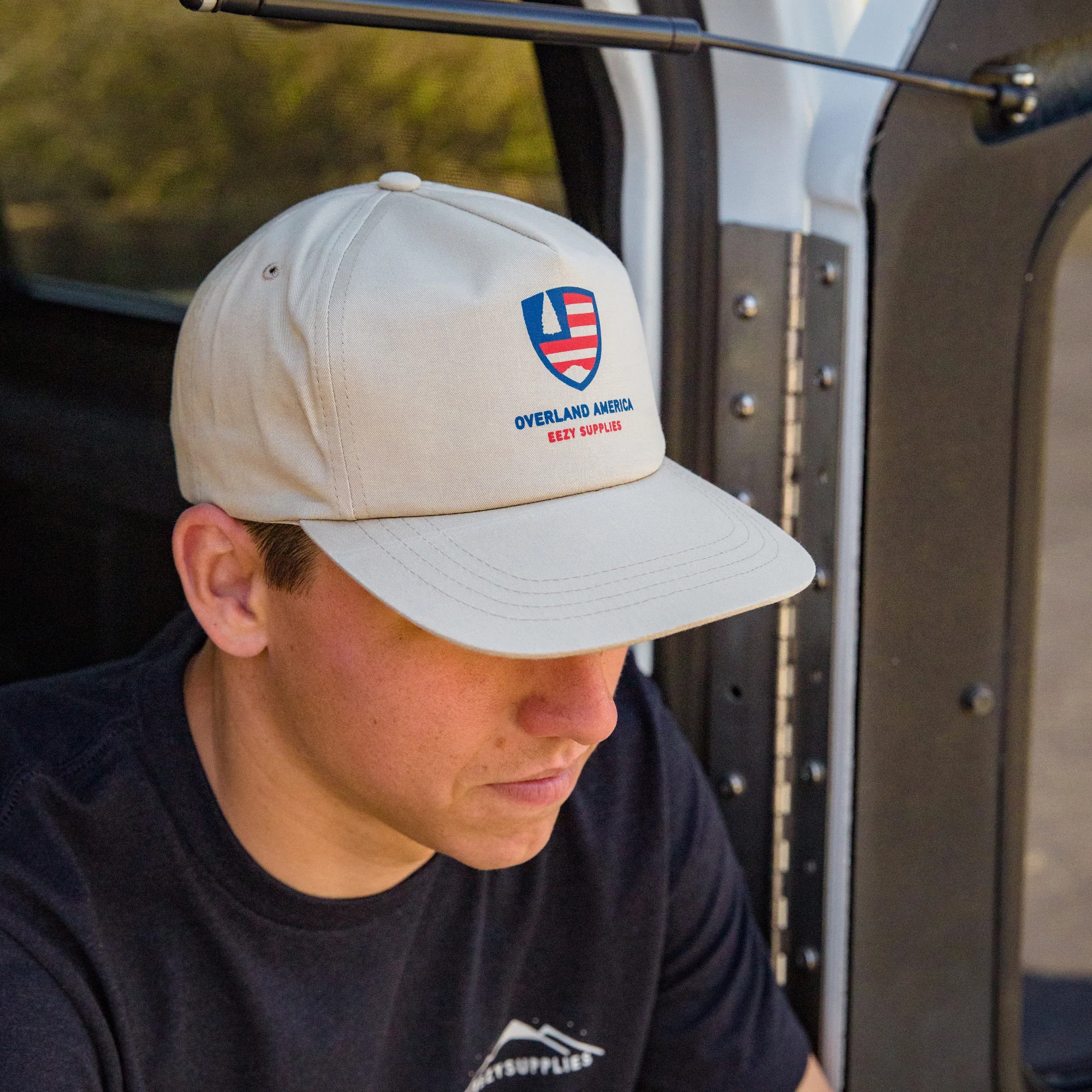 EEZY_UNION_CAP_LIFESTYLE_GRID_01.jpg