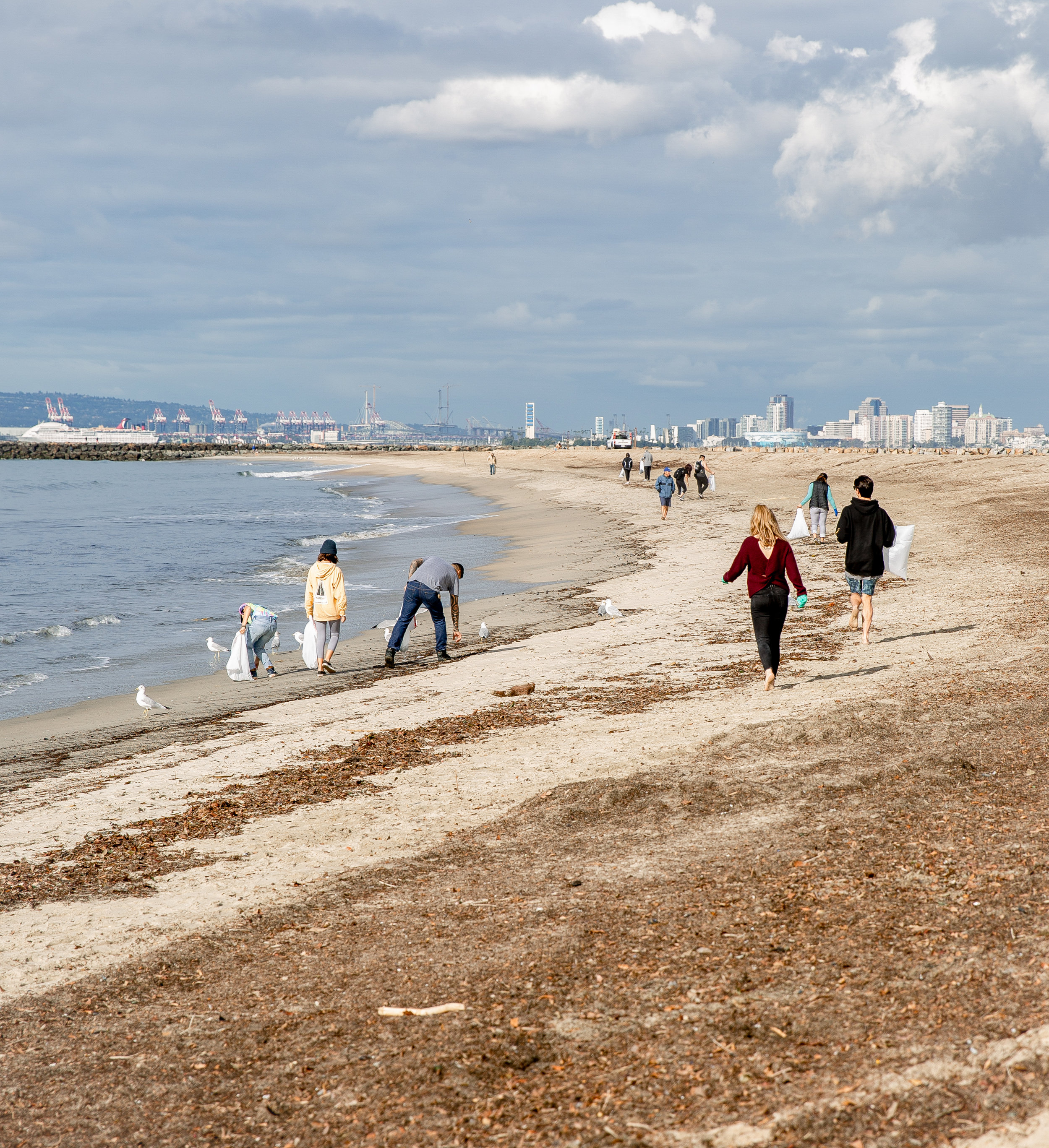 EEZY.SEALBEACH.CLEANUP [09].jpg