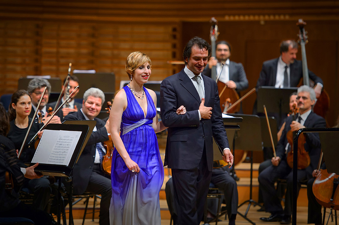 Laurie Rubin, mezzo-soprano