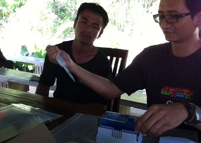 Practicing preparing a sample for the disinfection study