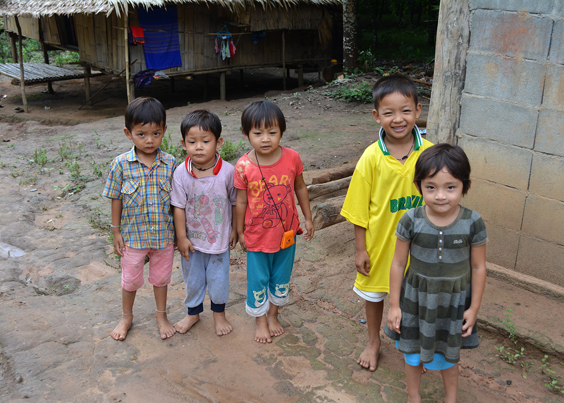 Children in Fung Na