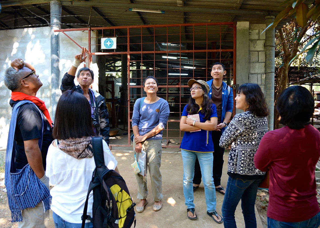 The organization also provided trainings in machine shop, weaving, and music to the children.