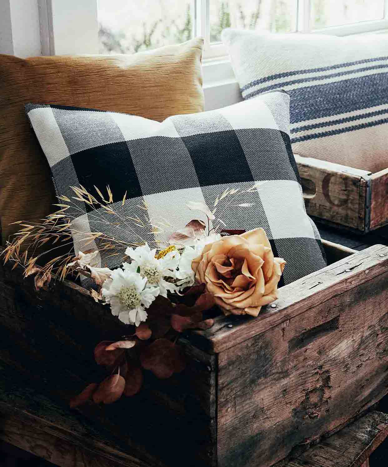 home_livingroom_landingpage_desktop_mobile_4_v2.jpg