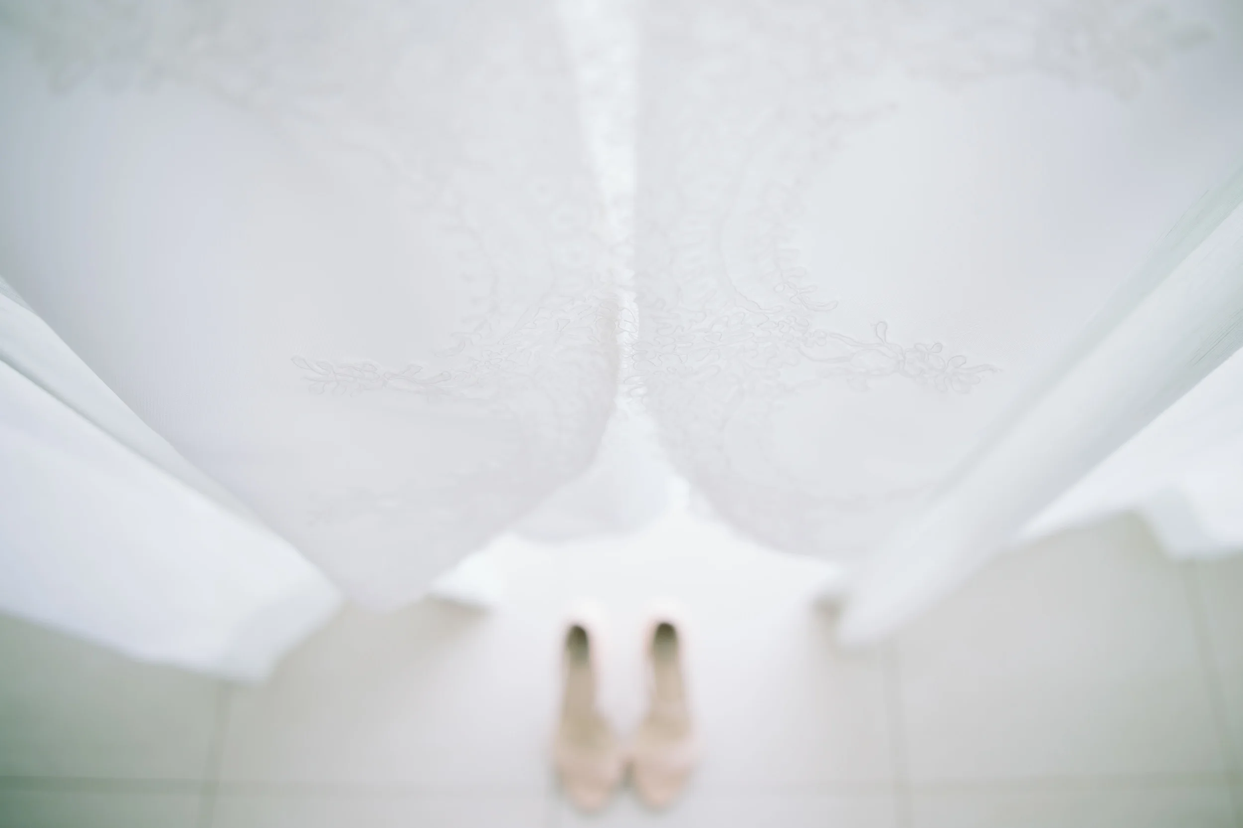 Courtney + Chris_Girls Getting Ready-4209.jpg