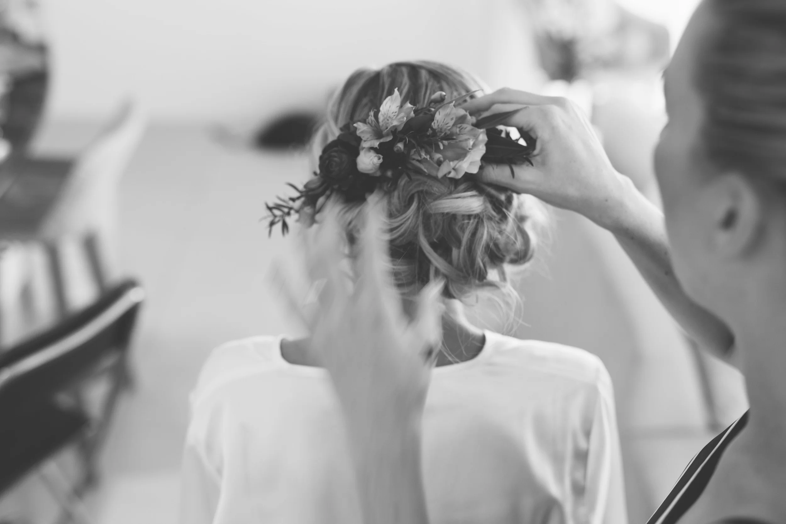 Courtney + Chris_Girls Getting Ready-5054.jpg