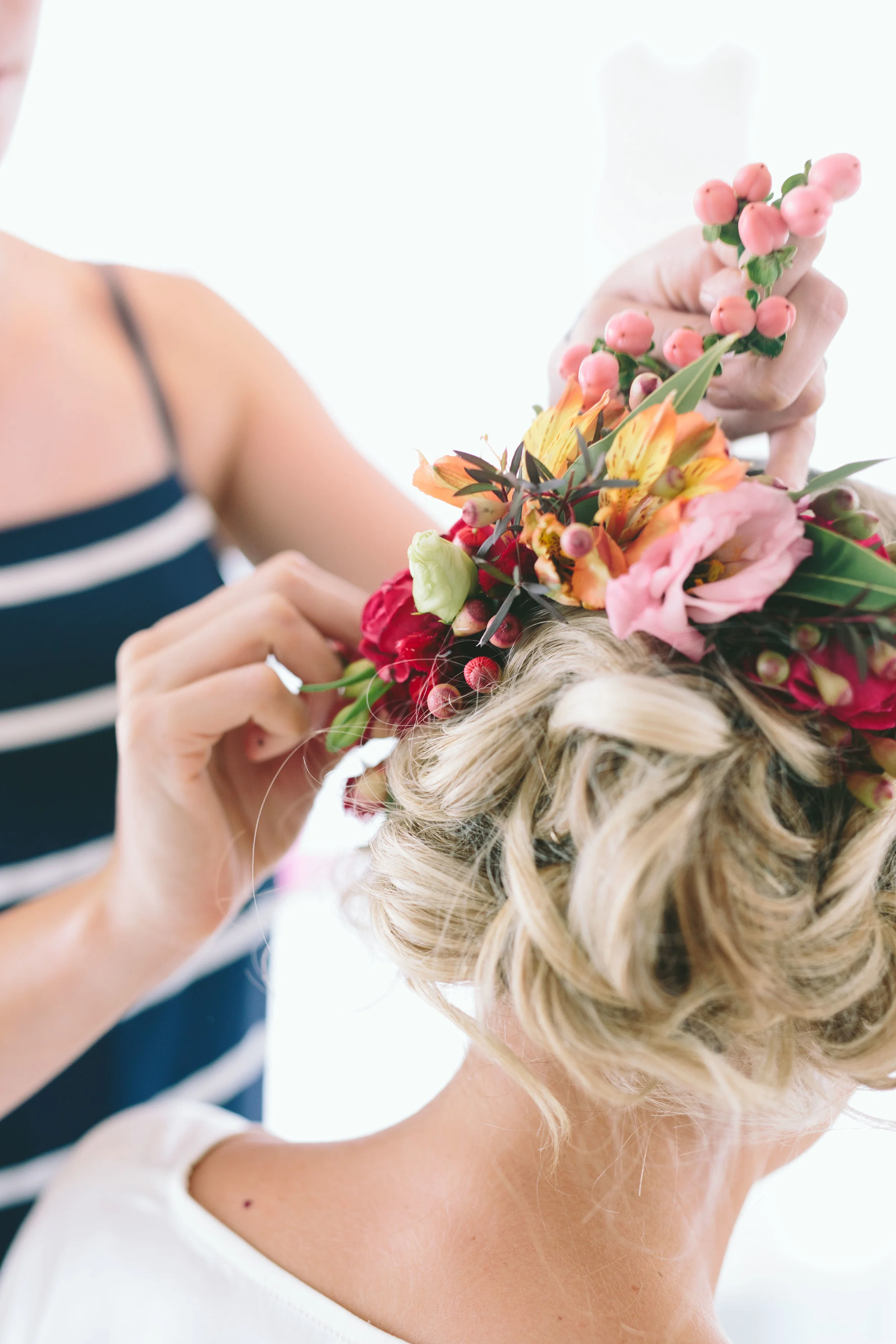 Courtney + Chris_Girls Getting Ready-5081.jpg