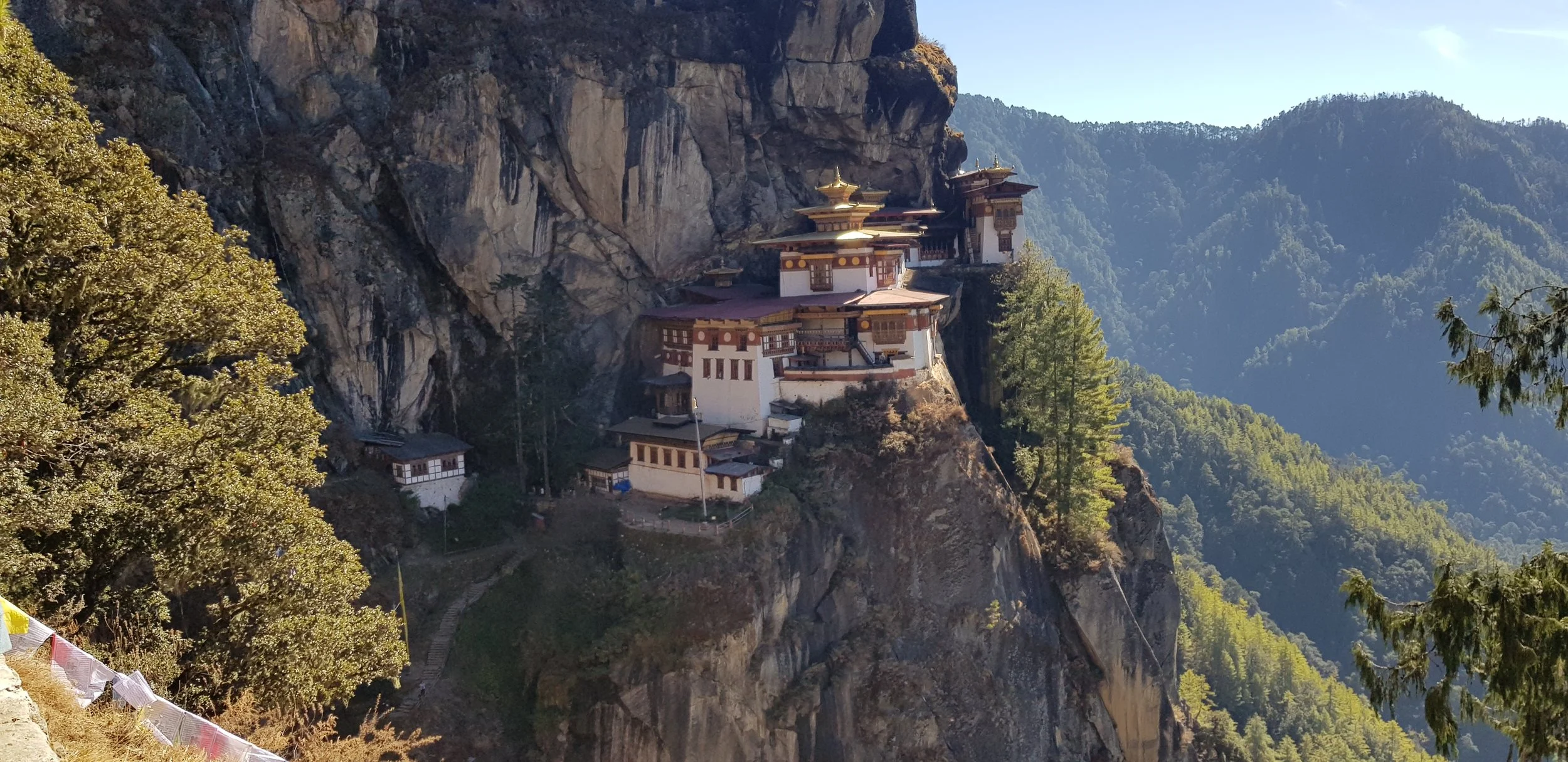 Tiger's Nest (Paro Taktsang) - Hiking on the trail