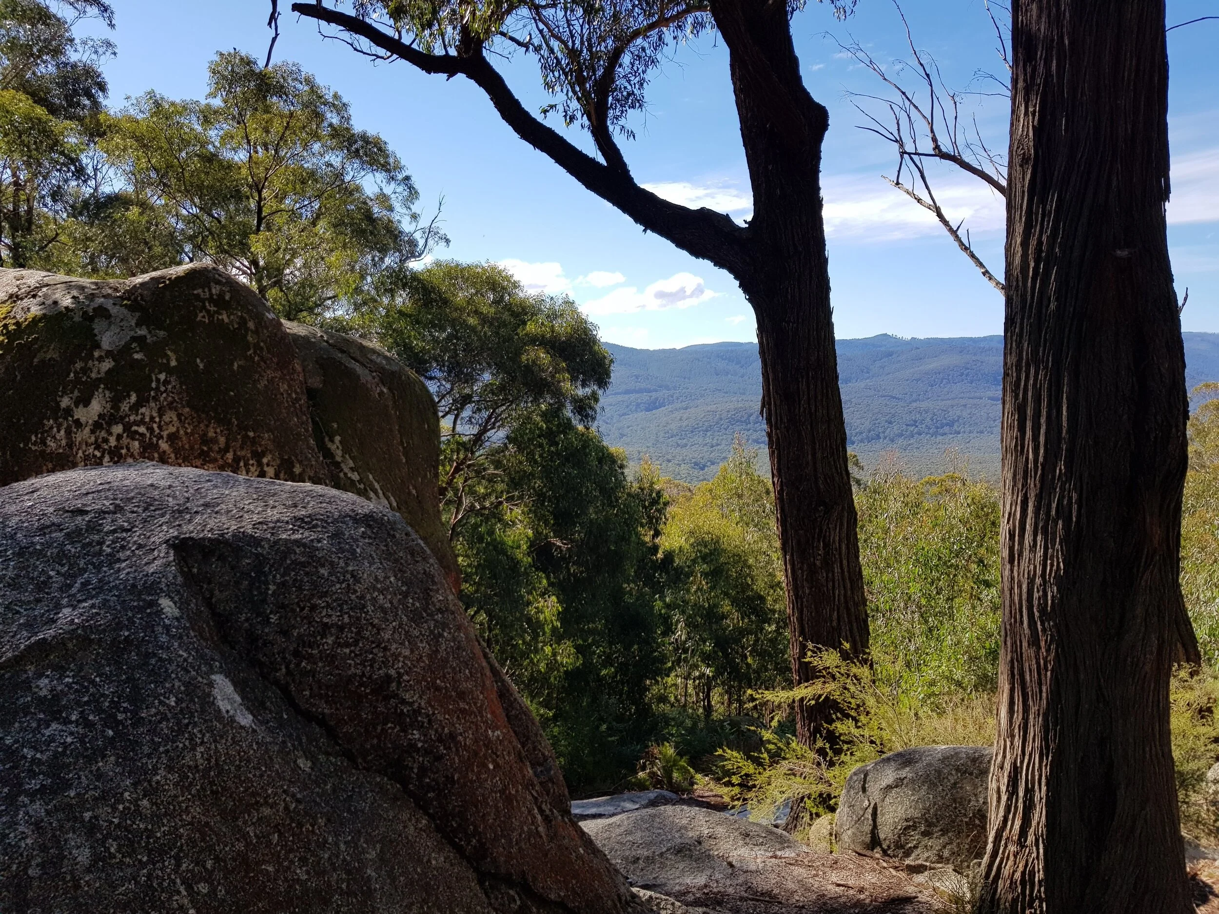 Four Brothers Rocks - Hiking on the trail