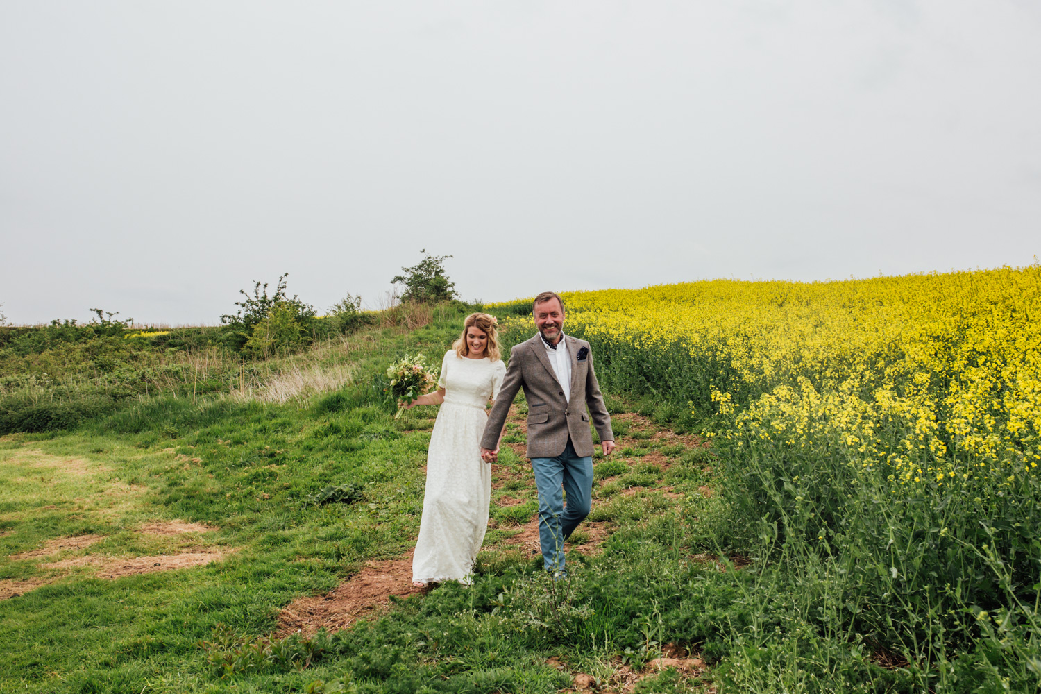 ShropshireTipiWeddingPhotographer-38.jpg